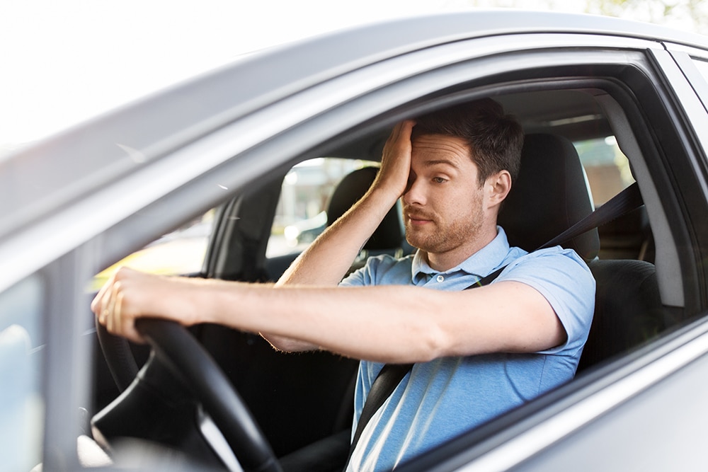 How Can I Spot a Sleepy Driver on the Road?